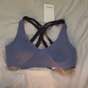 Lululemon light strides bra